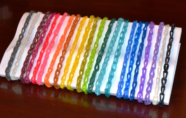colors of Rainbow Loom bands